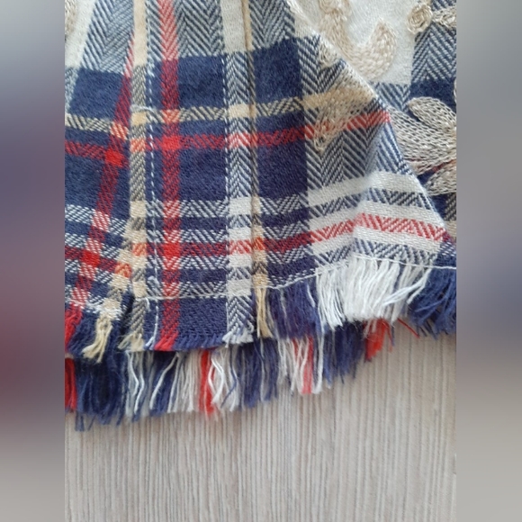 Embroidered  plaid shirt - Picture 2 of 6